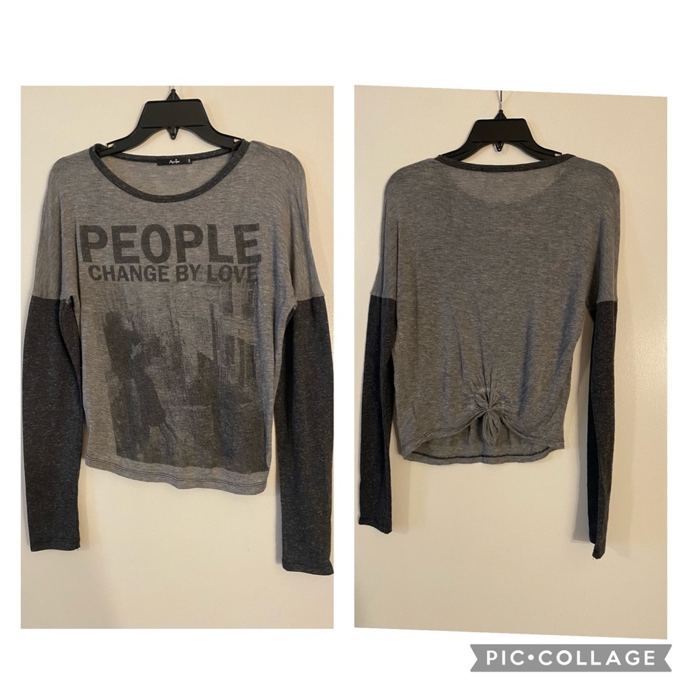 Papaya ladies long sleeve shirt is size Small.